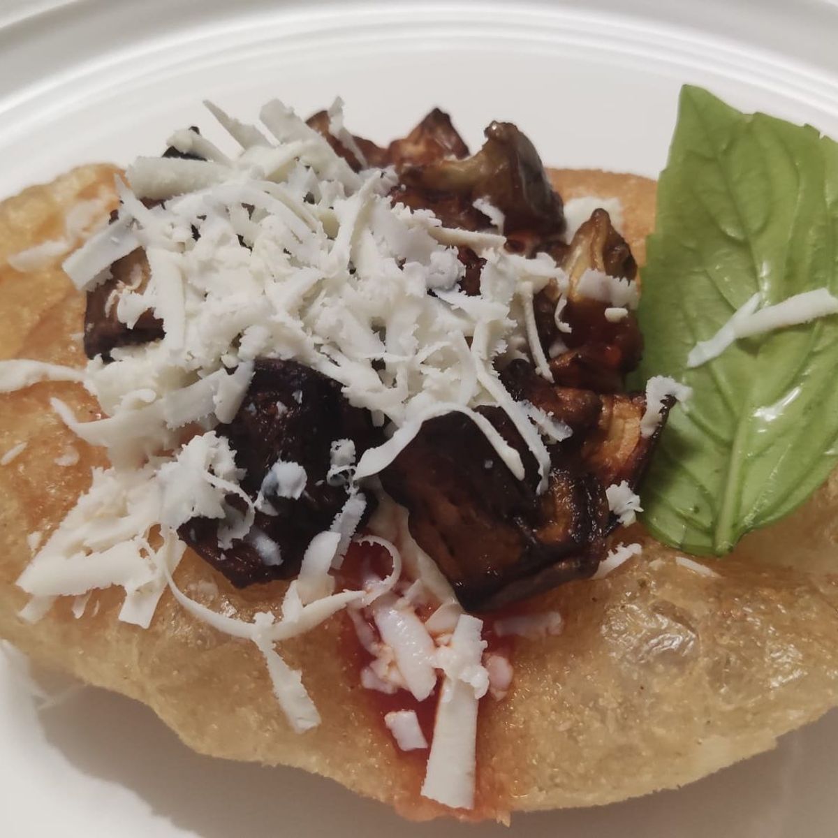 Contemporary Pizza Cooking Class in Catania