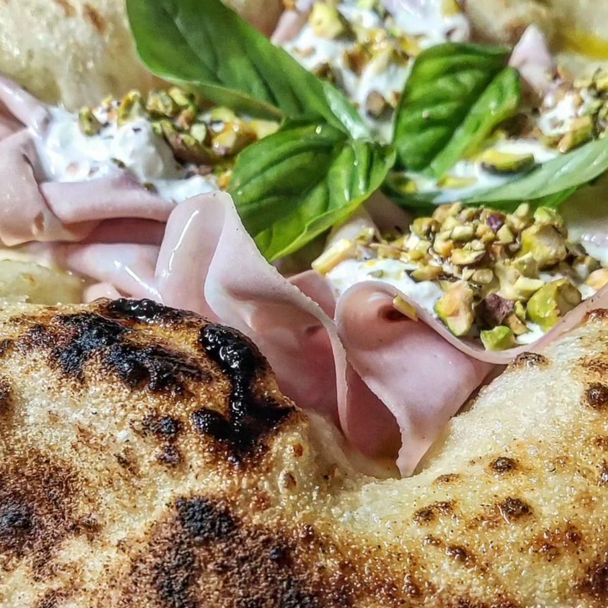 Contemporary Pizza Cooking Class in Catania