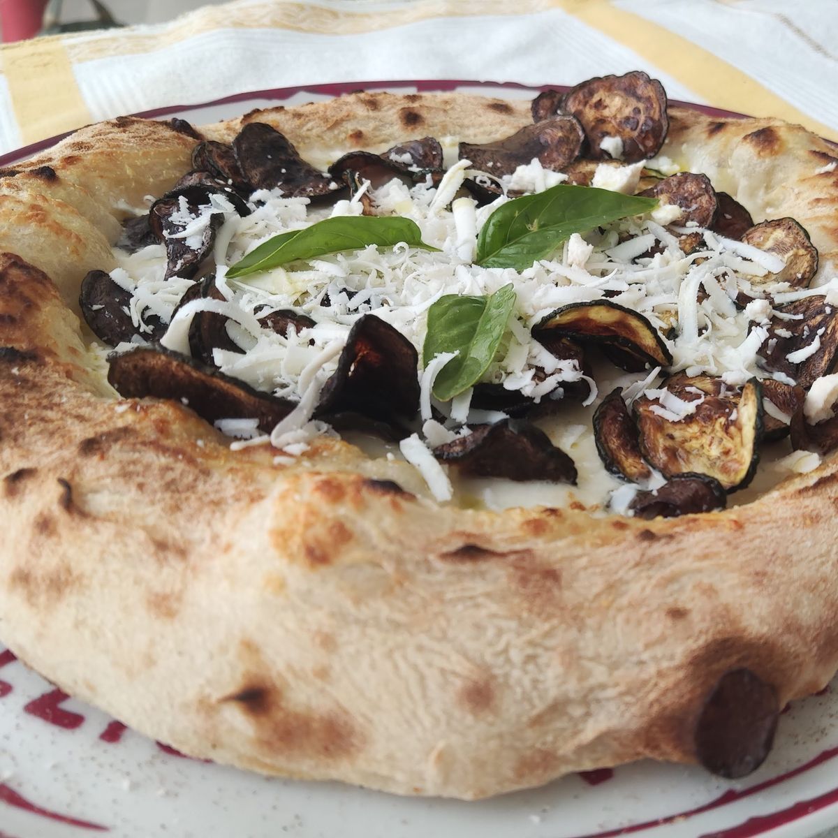 Contemporary Pizza Cooking Class in Catania