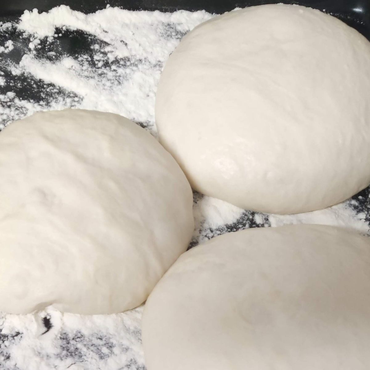 Contemporary Pizza Cooking Class in Catania