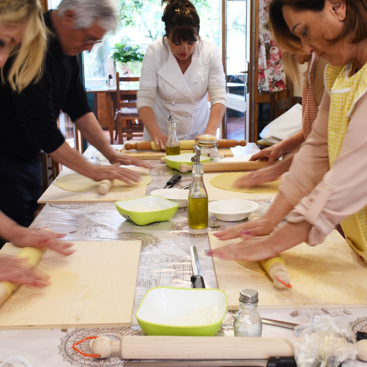 Master Homemade Pasta & Tiramisu: Wine & Lunch Escape in Roman Countryside
