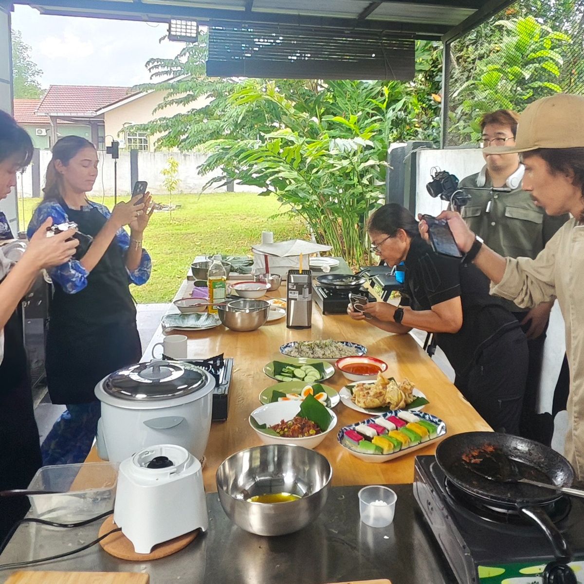 Penang Island Cooking Experience in a Charming Local Home