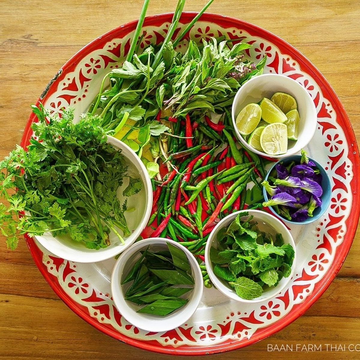 Cooking with Fresh Ingredients at Organic Farm with Local Market Tour