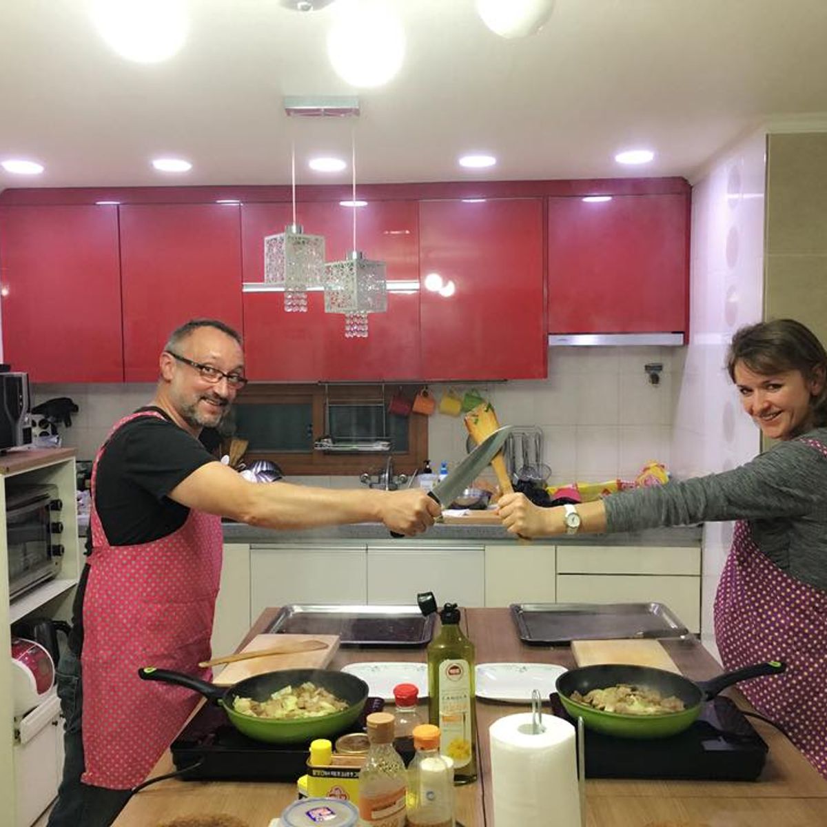 Cook 3 Korean Home-Style Dishes with Local Market Tour