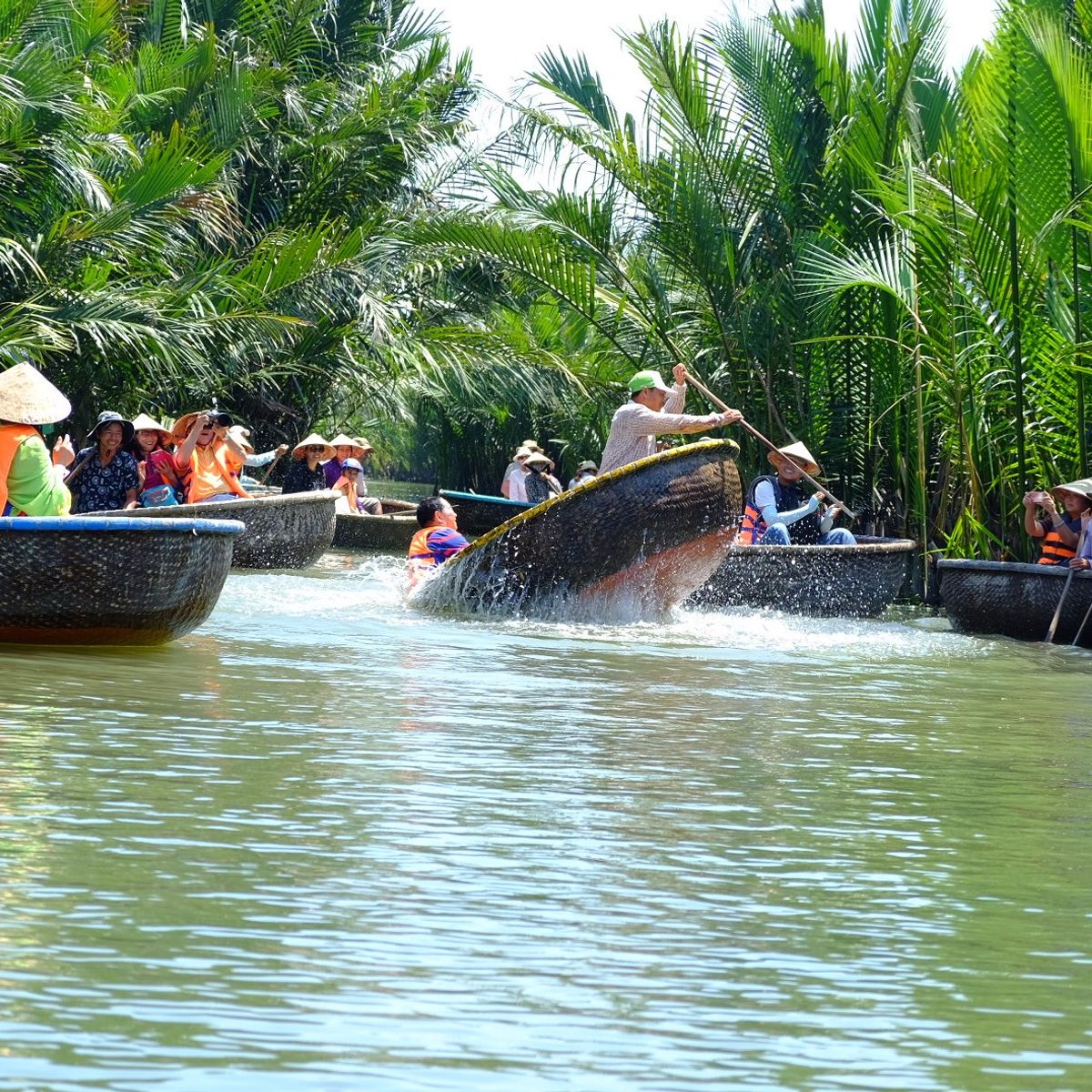 Countryside Bike Tour and Basket Boat Experience with Vietnamese Culinary Class