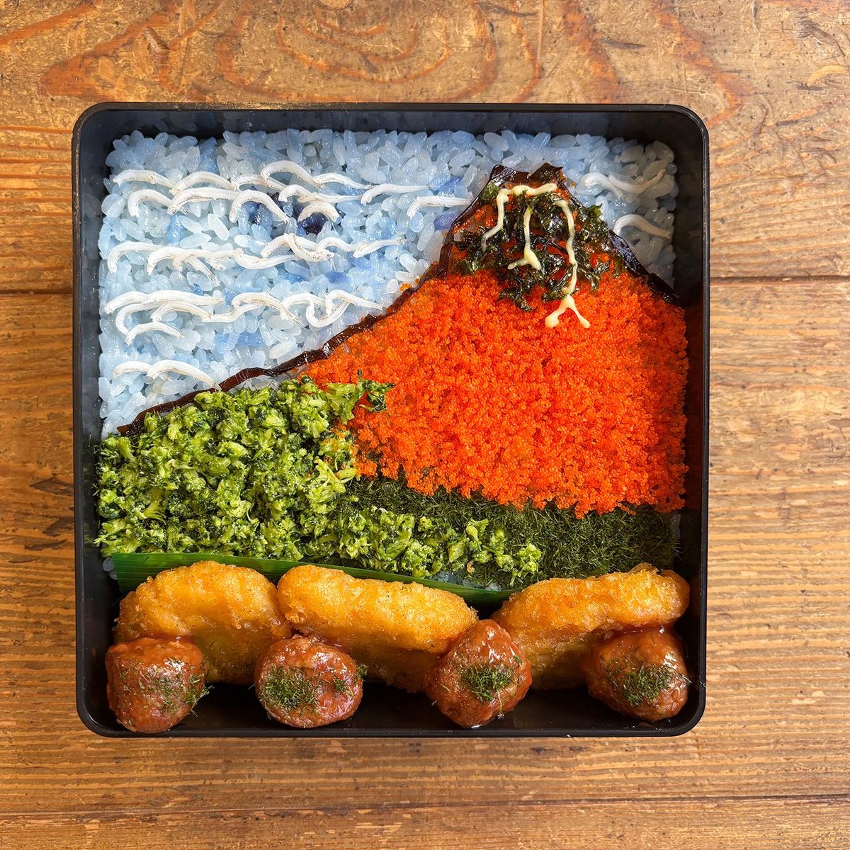 Hokusai Red Fuji–Inspired Character Bento Art Experience