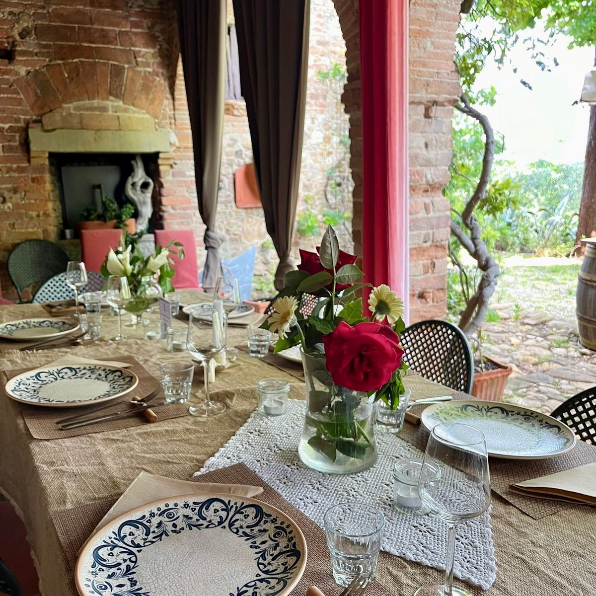Culinary Experience with Dinner and Live Opera in the Countryside