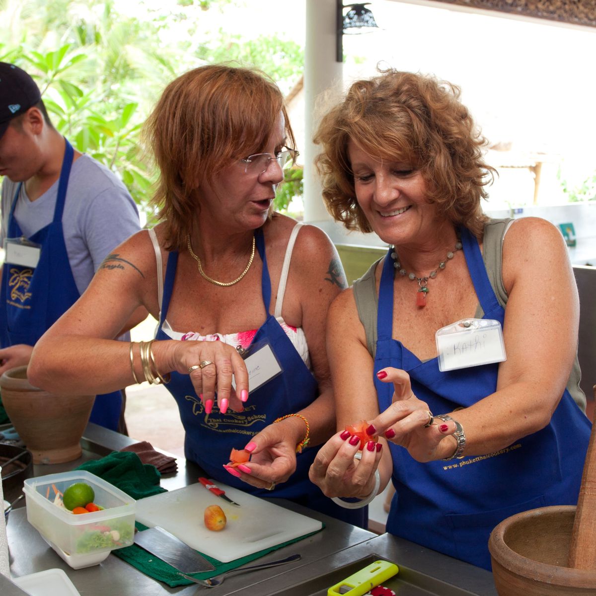 Seaside Fruit Cooking Class + Carving Class & Market Tour