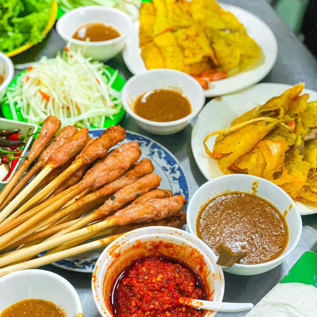Expérience de visite gastronomique à pied de la rue Da Nang