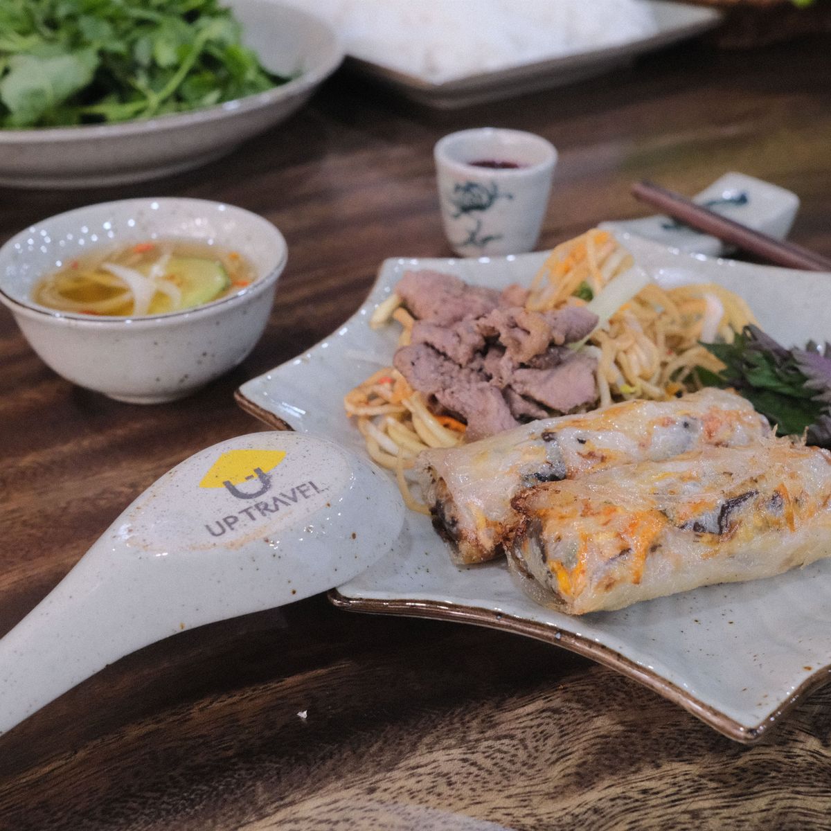 Dine With Locals