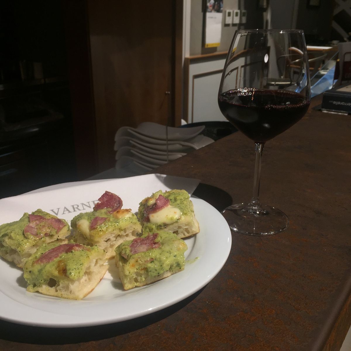 Pompeii Ruins and Food Culture Tour with Four Wines and Local Food Tasting