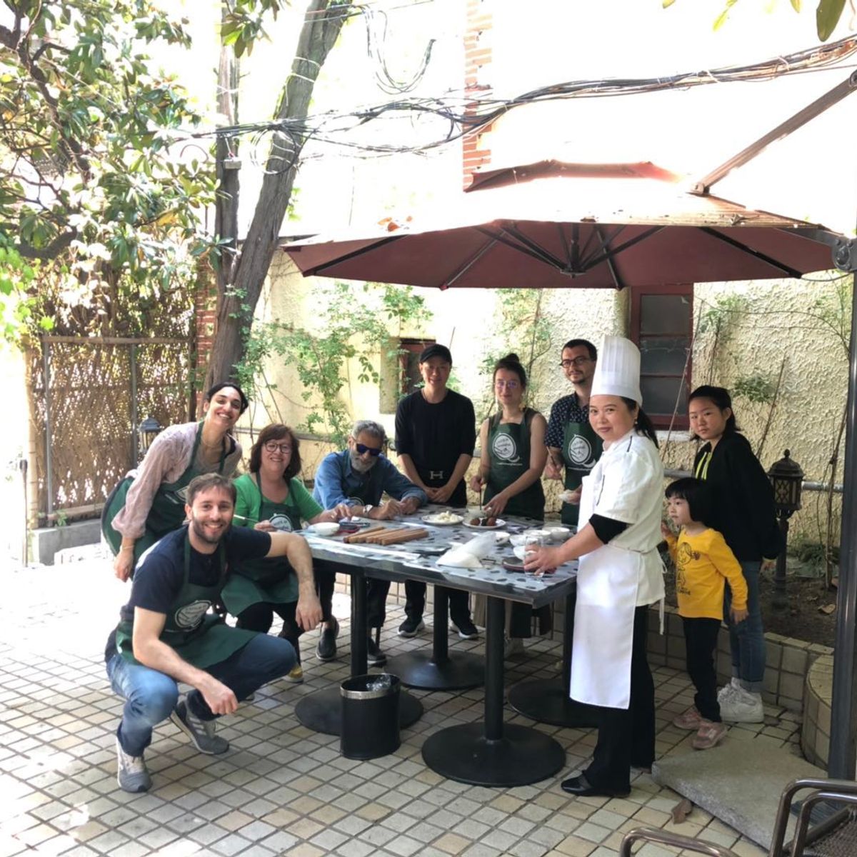 Hand-Pulled Noodles or Three-Colored Soup Dumplings Class with Wet Market Tour