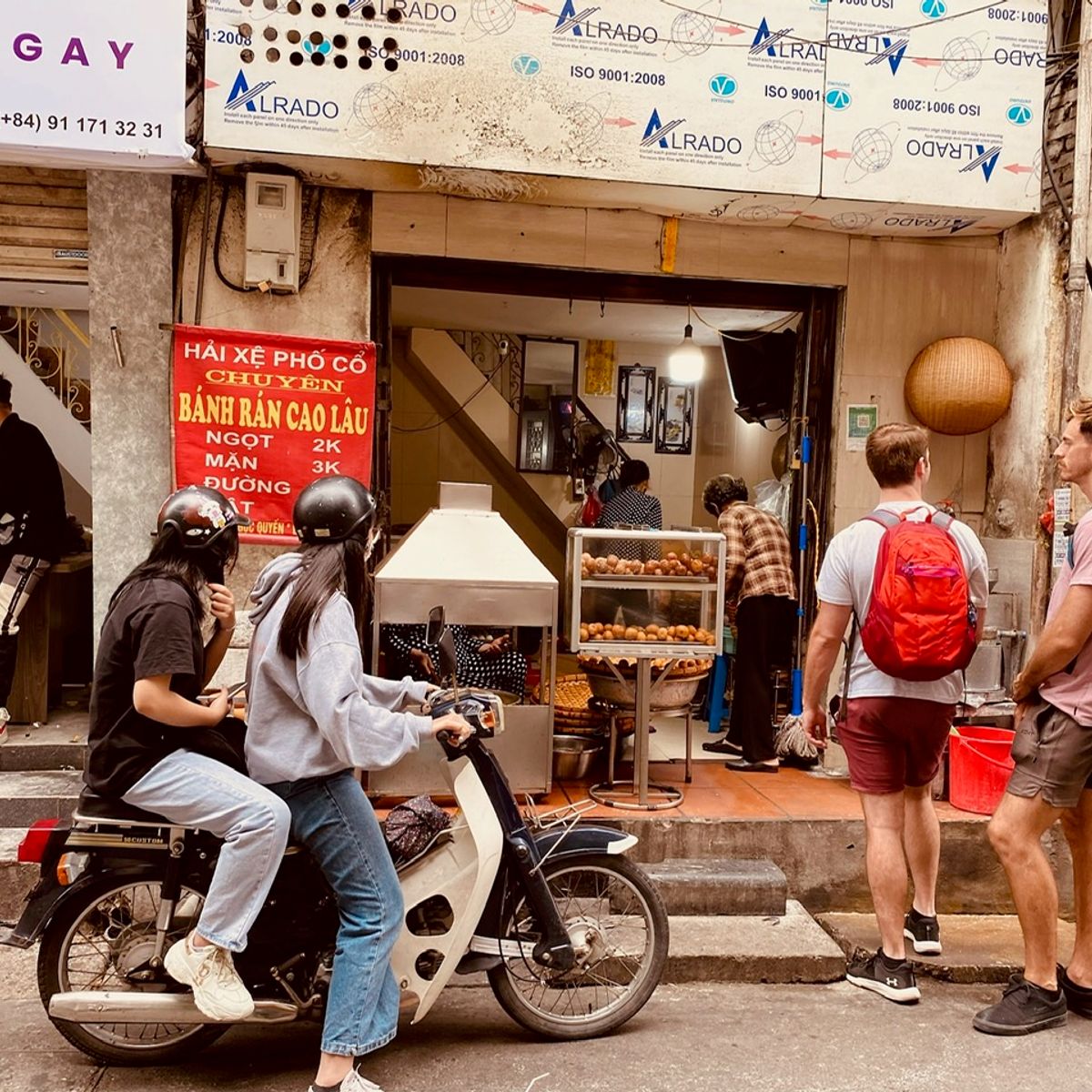 Onetrip with Local