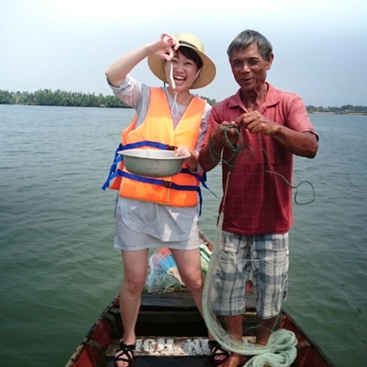 Eco Cooking Class & Fishing Tour on Bamboo Basket Boat