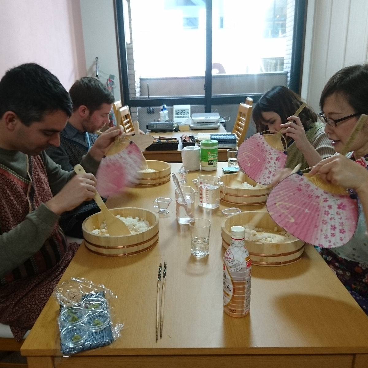 Enjoy Basic Sushi Cooking Class