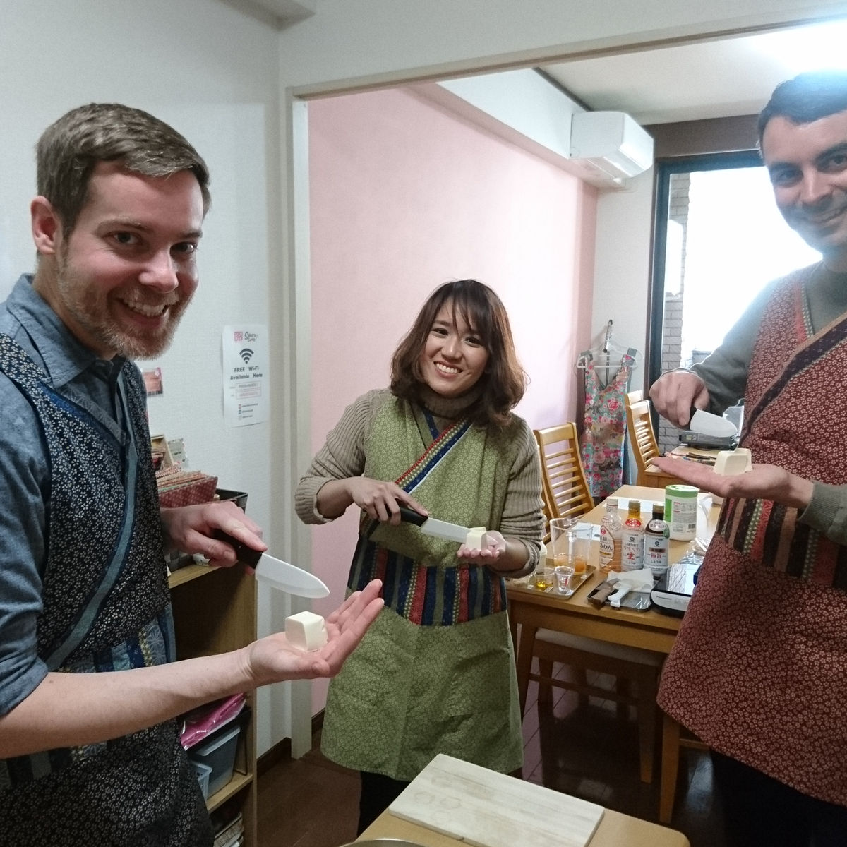 Enjoy Basic Sushi Cooking Class