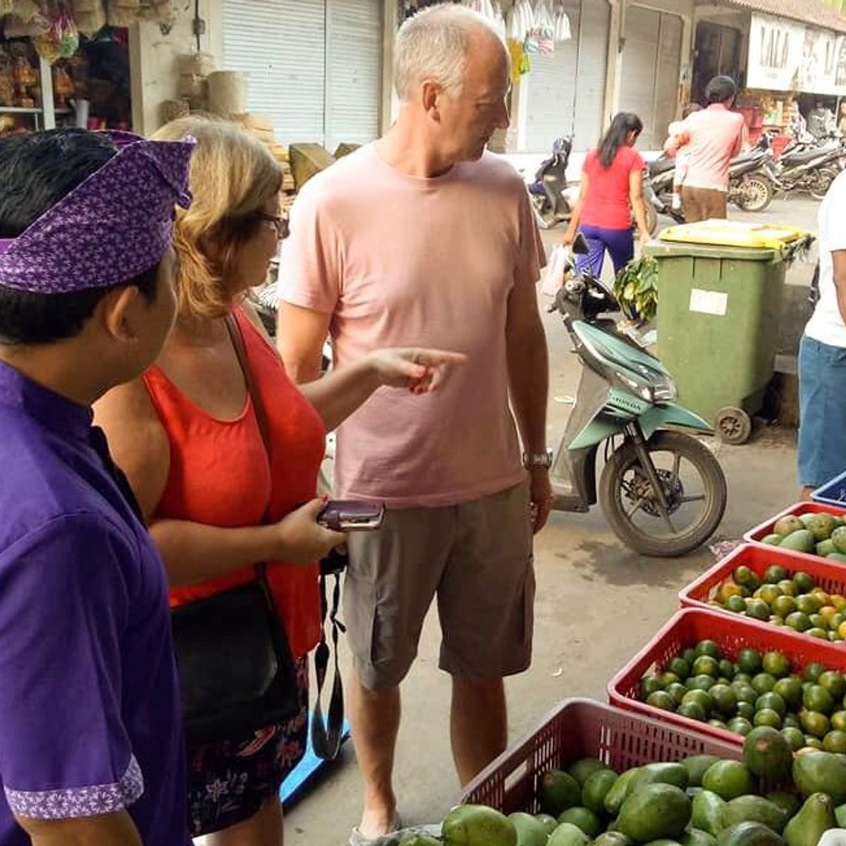 Scenic Balinese Cooking Class and Market Tour in Ubud Countryside