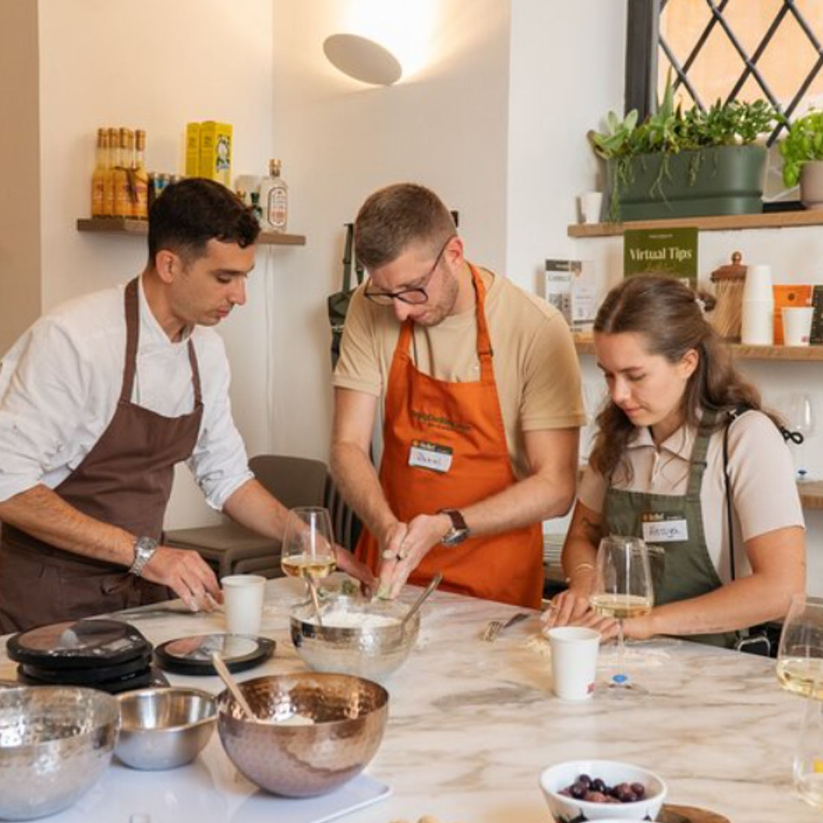 Exclusive Signature Private Cooking Experience: Pizza, Pasta & Gelato in Rome’s Jewish Ghetto (Up to 12 Guests)
