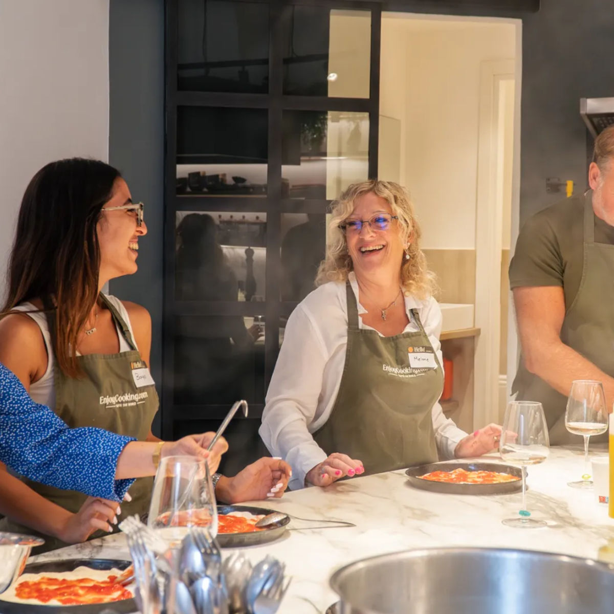 Exclusive Signature Private Cooking Experience: Pizza, Pasta & Gelato in Rome’s Jewish Ghetto (Up to 12 Guests)