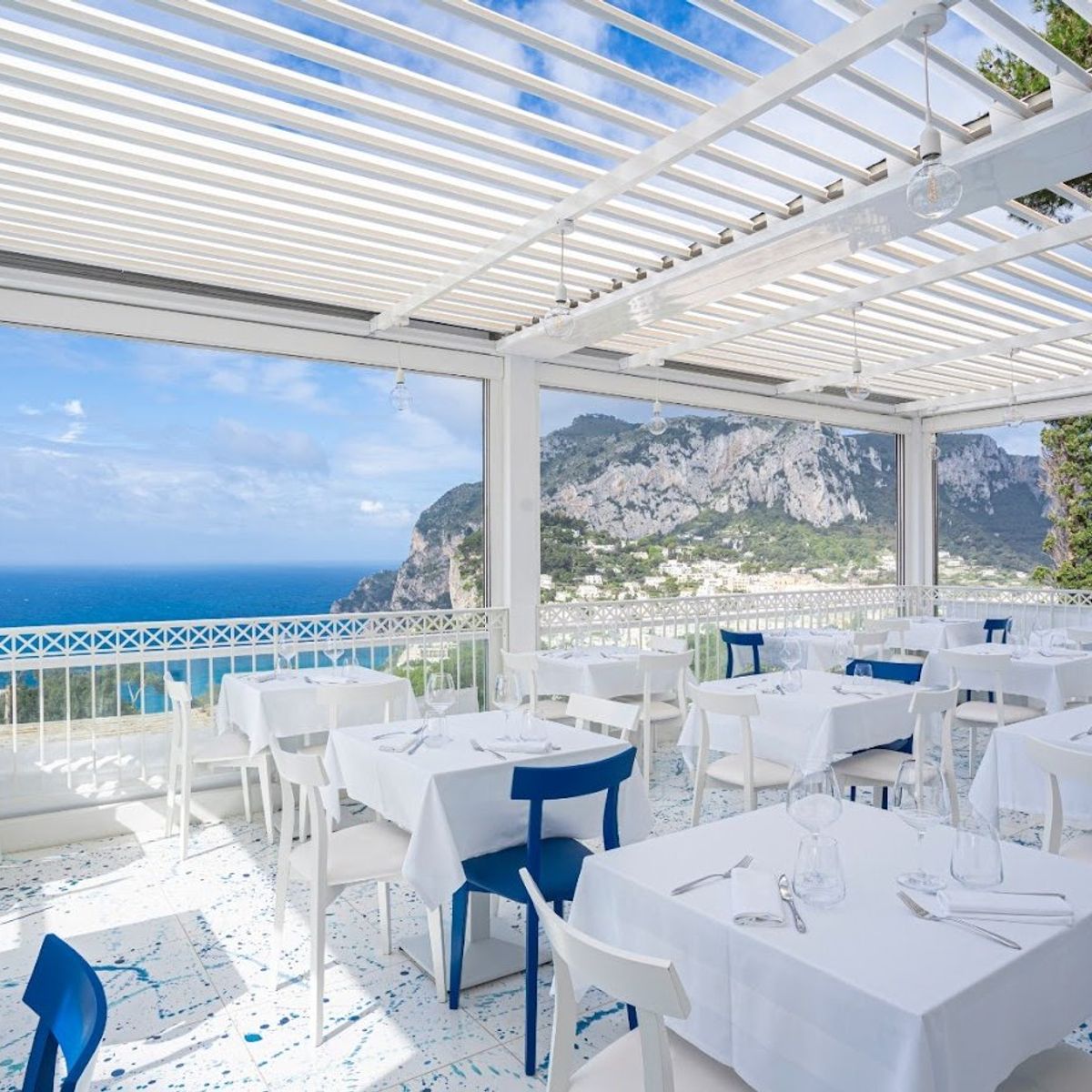 Exclusive Capri Cooking Class: A Small Group Experience with Wine & Tiramisu