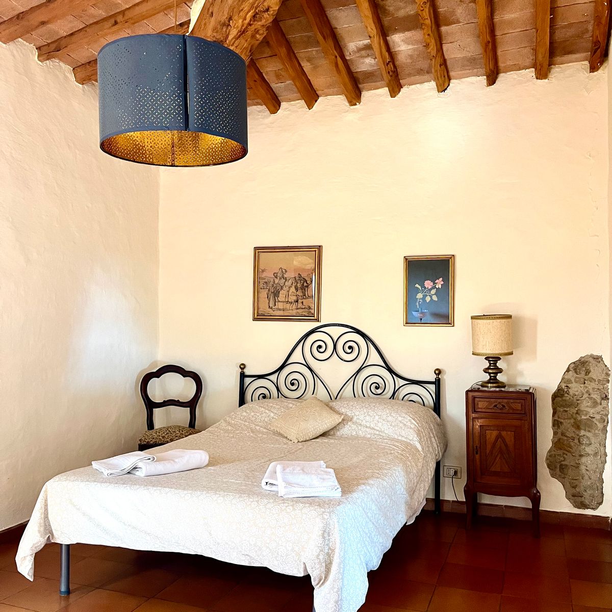 Experience Harvesting Vegetables and Pasta Culinary Class at a Tuscan Villa