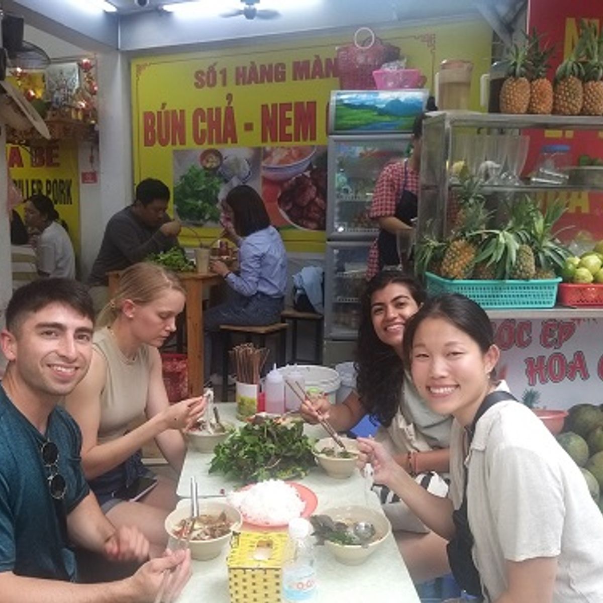Explorez la cuisine de rue d'Hanoï lors d'une visite à pied