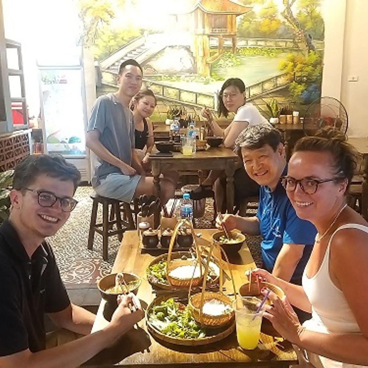 Explorez la cuisine de rue d'Hanoï lors d'une visite à pied