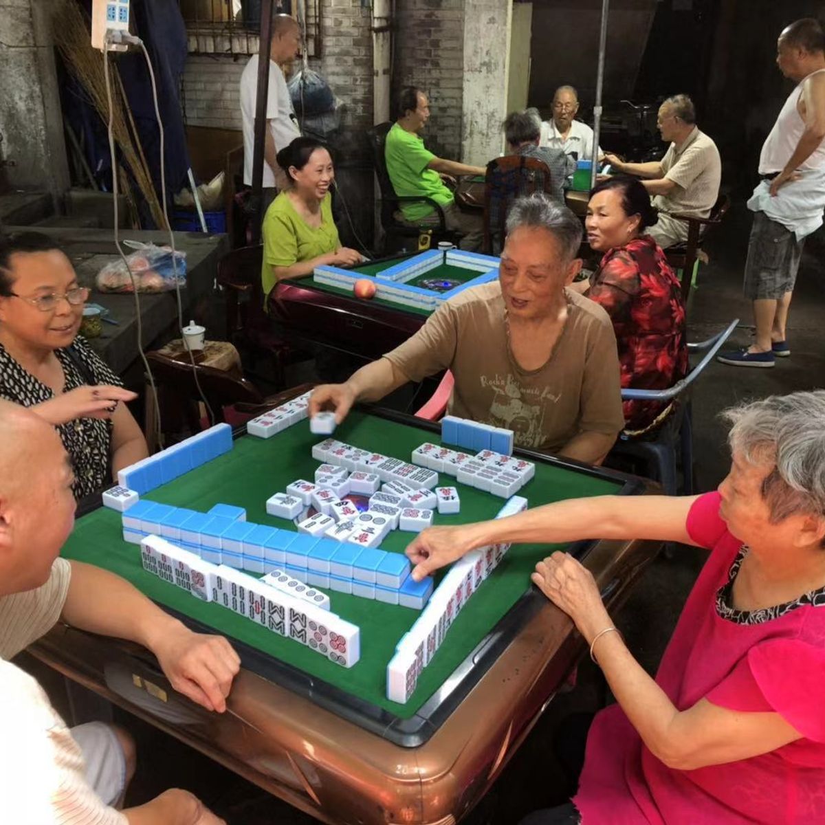 Explore the Most Down To Earth Market in Chengdu