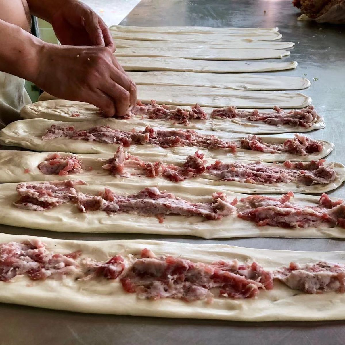Explore the Most Down To Earth Market in Chengdu