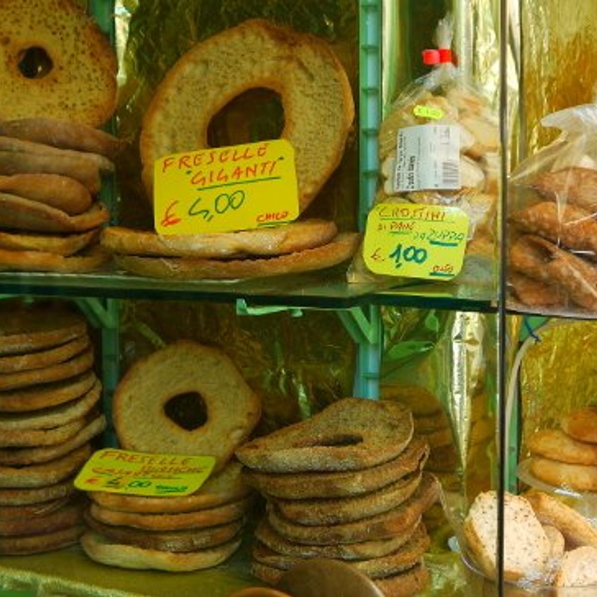 Exploring and taste local food markets with Riccardo