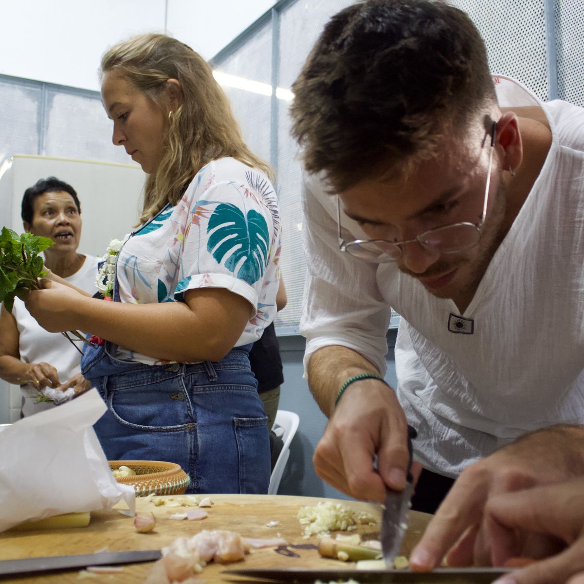 Mom's Authentic Home Style Thai Cooking Class