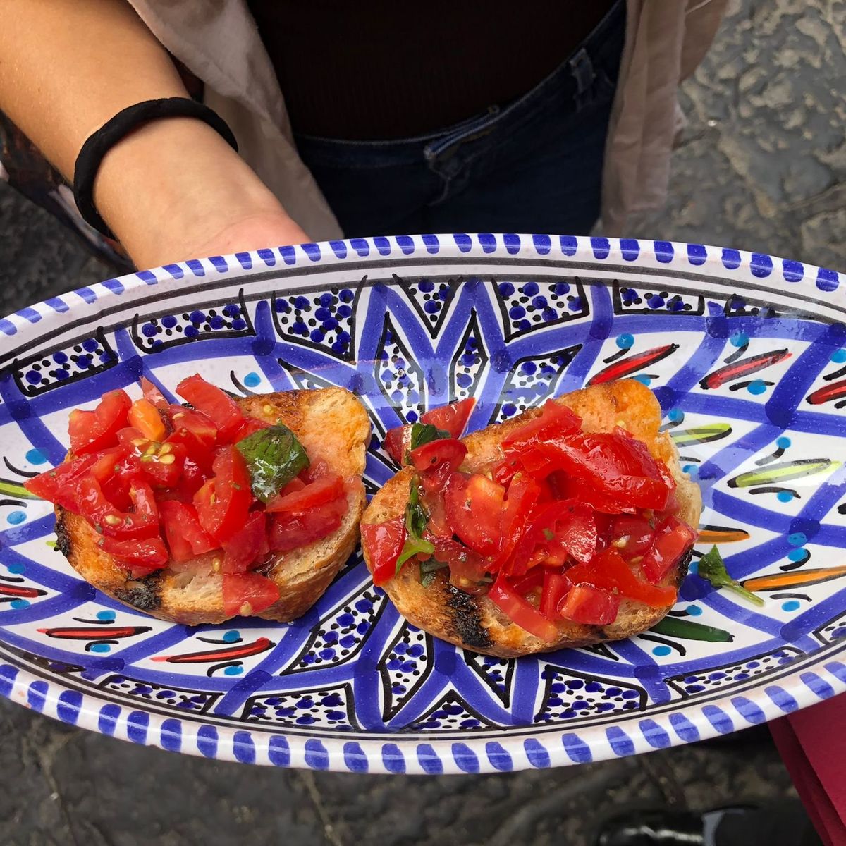 Flavors of Naples: A Gastronomic Journey through the Spanish Quarter