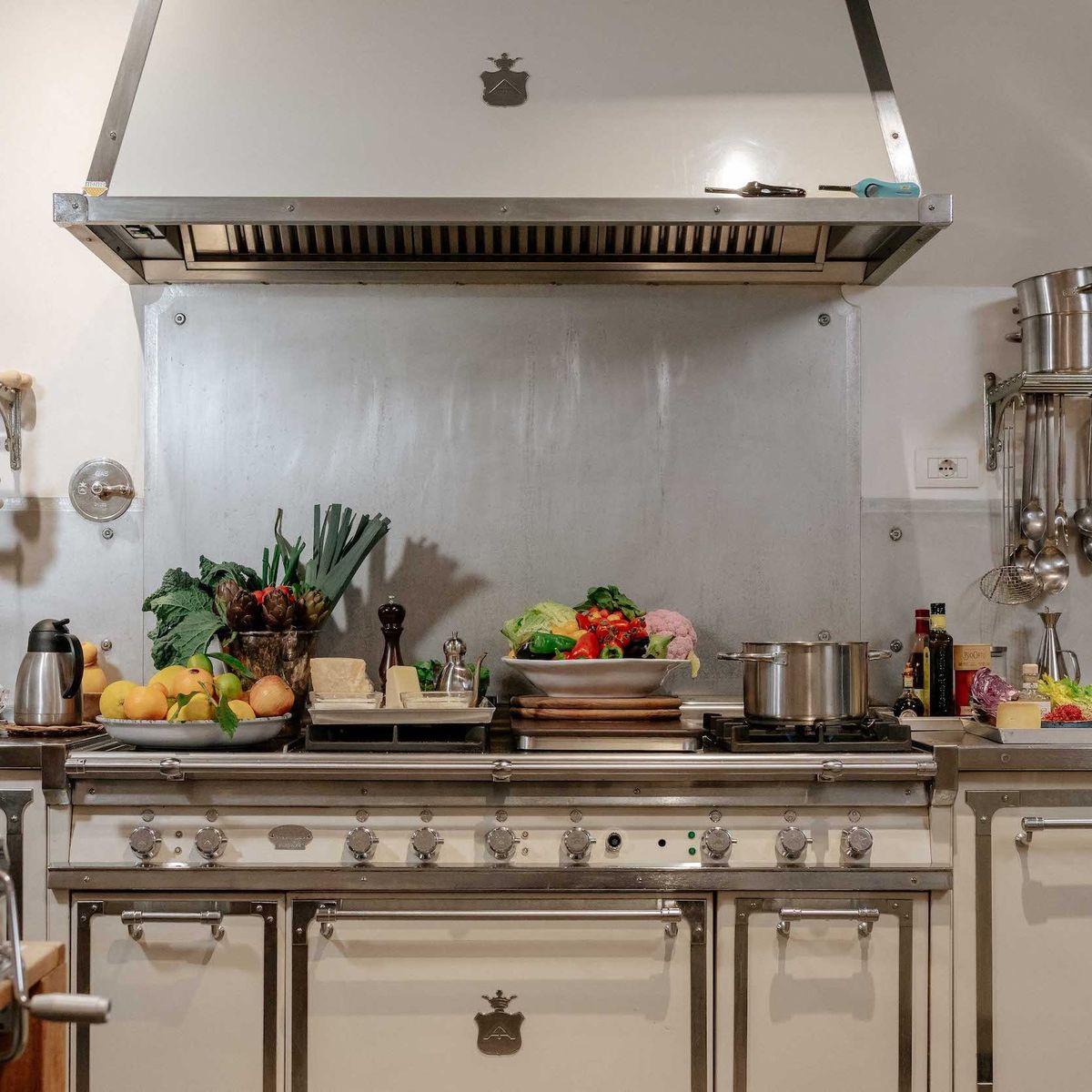 Florence: Market Tour and Full Course Tuscan Cooking Class