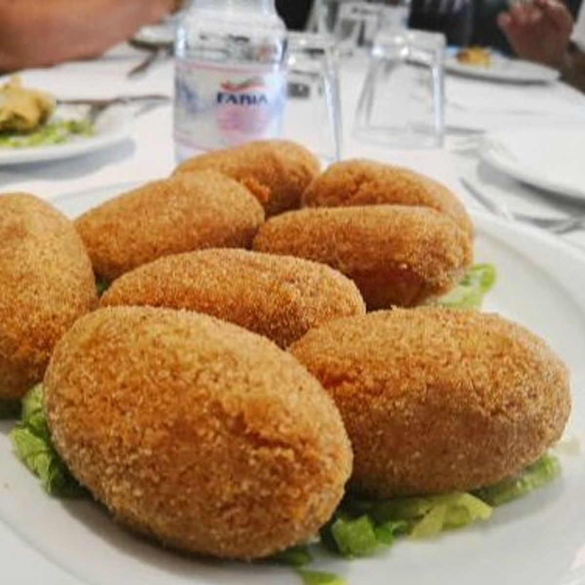 Food Tour of Rome with Campo De Fiori, Jewish Quarter and Trastevere