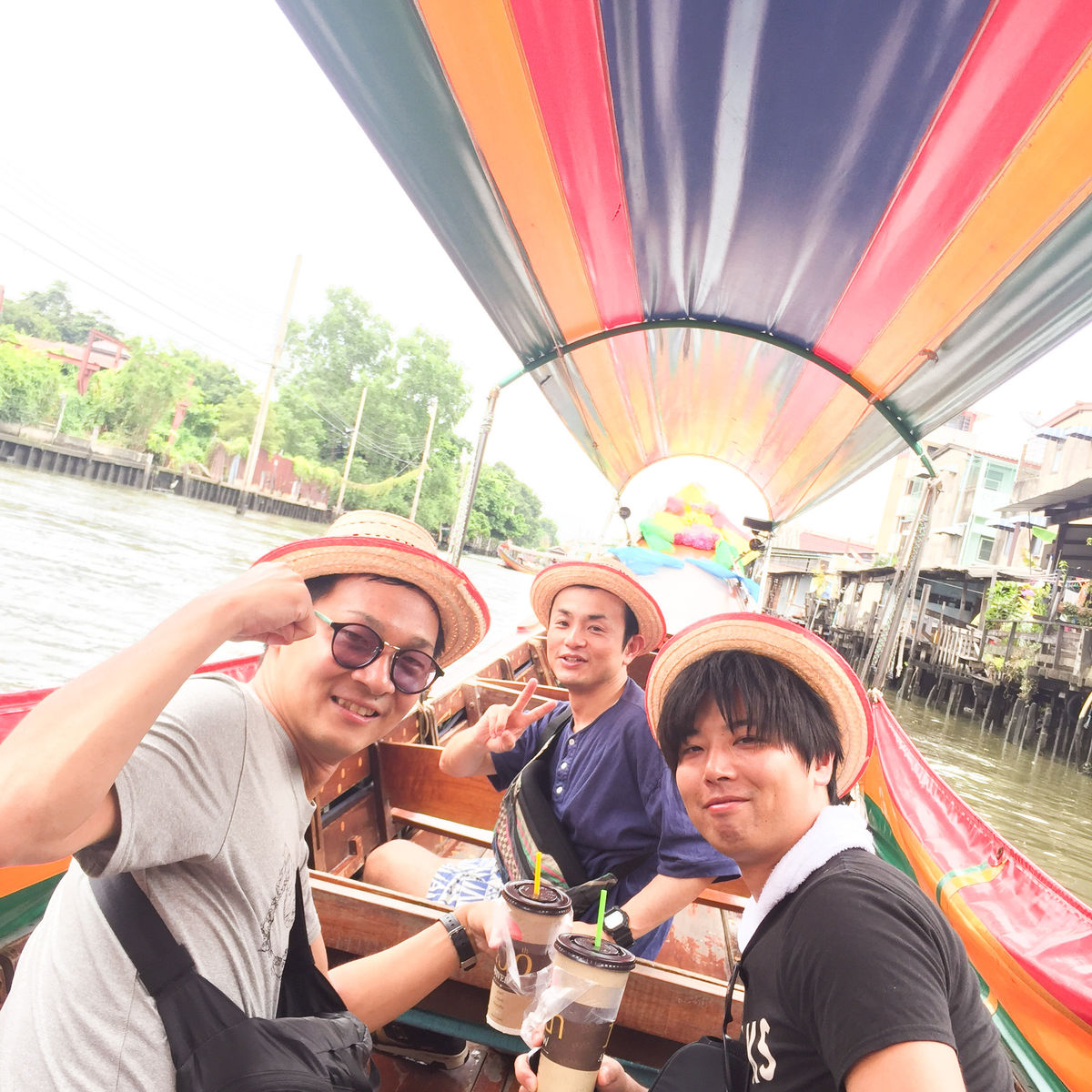 Foodie Tour & Private Boat Riding