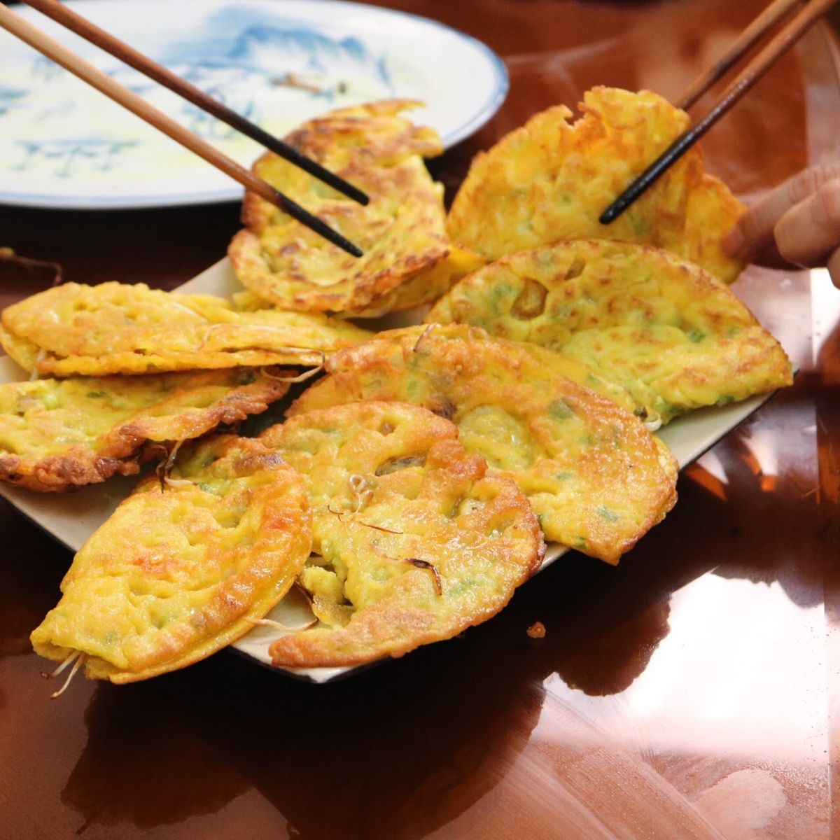 Hoi An Helping Hand Food Tour