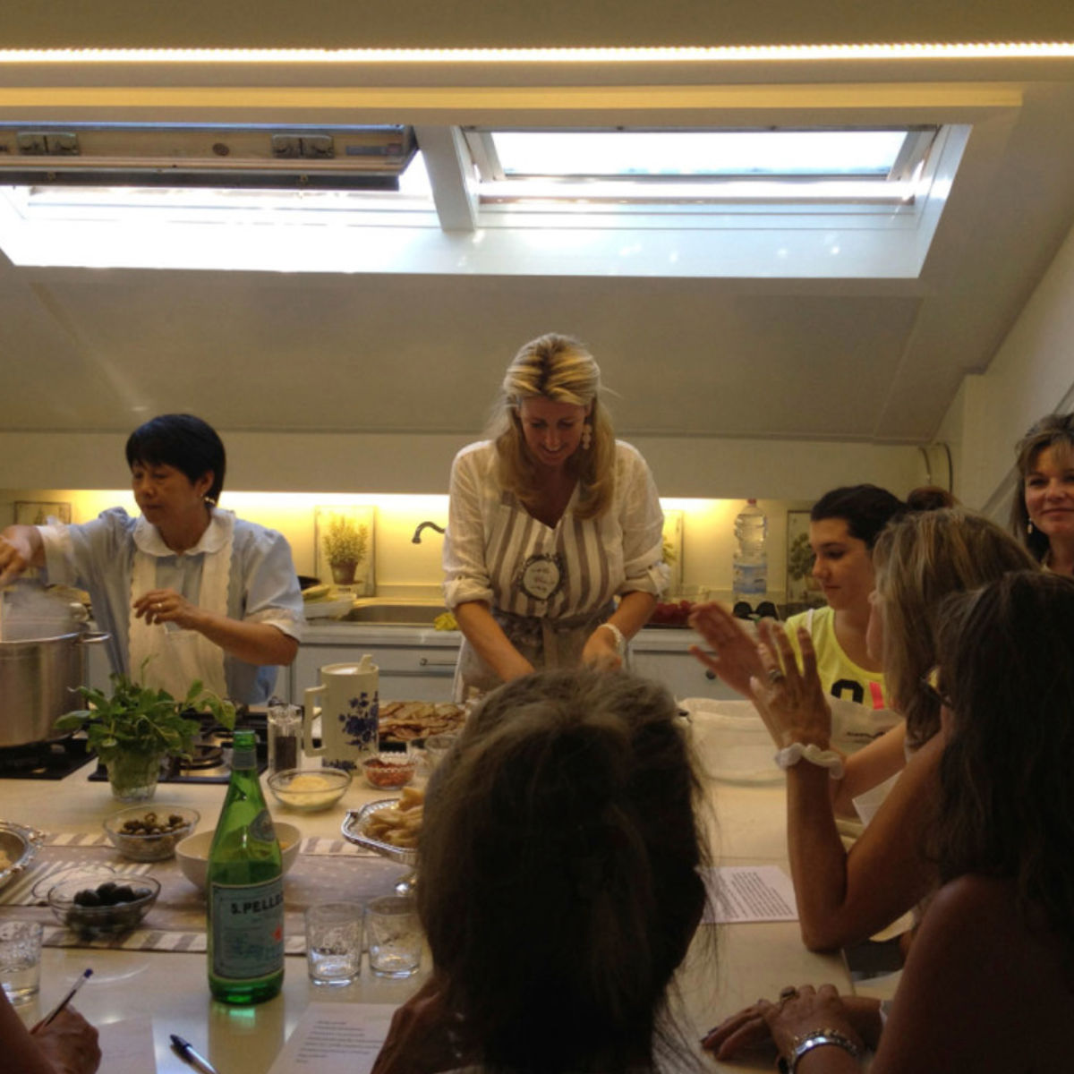 Fresh Market Tour and Luxury Cooking Experience
