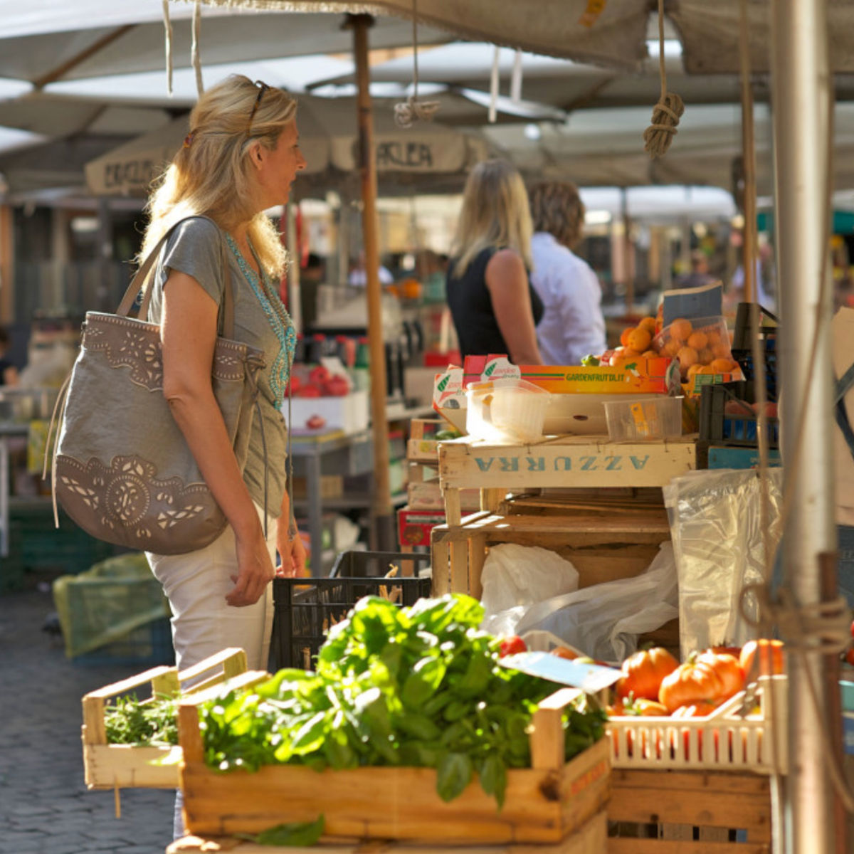Fresh Market Tour and Luxury Cooking Experience