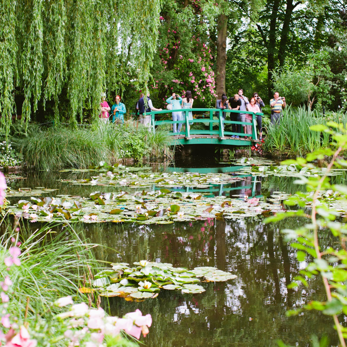 Ab Paris: Monet-Gärten & Giverny-Fahrradtour ohne Anstehen mit Markt-Picknickstopp