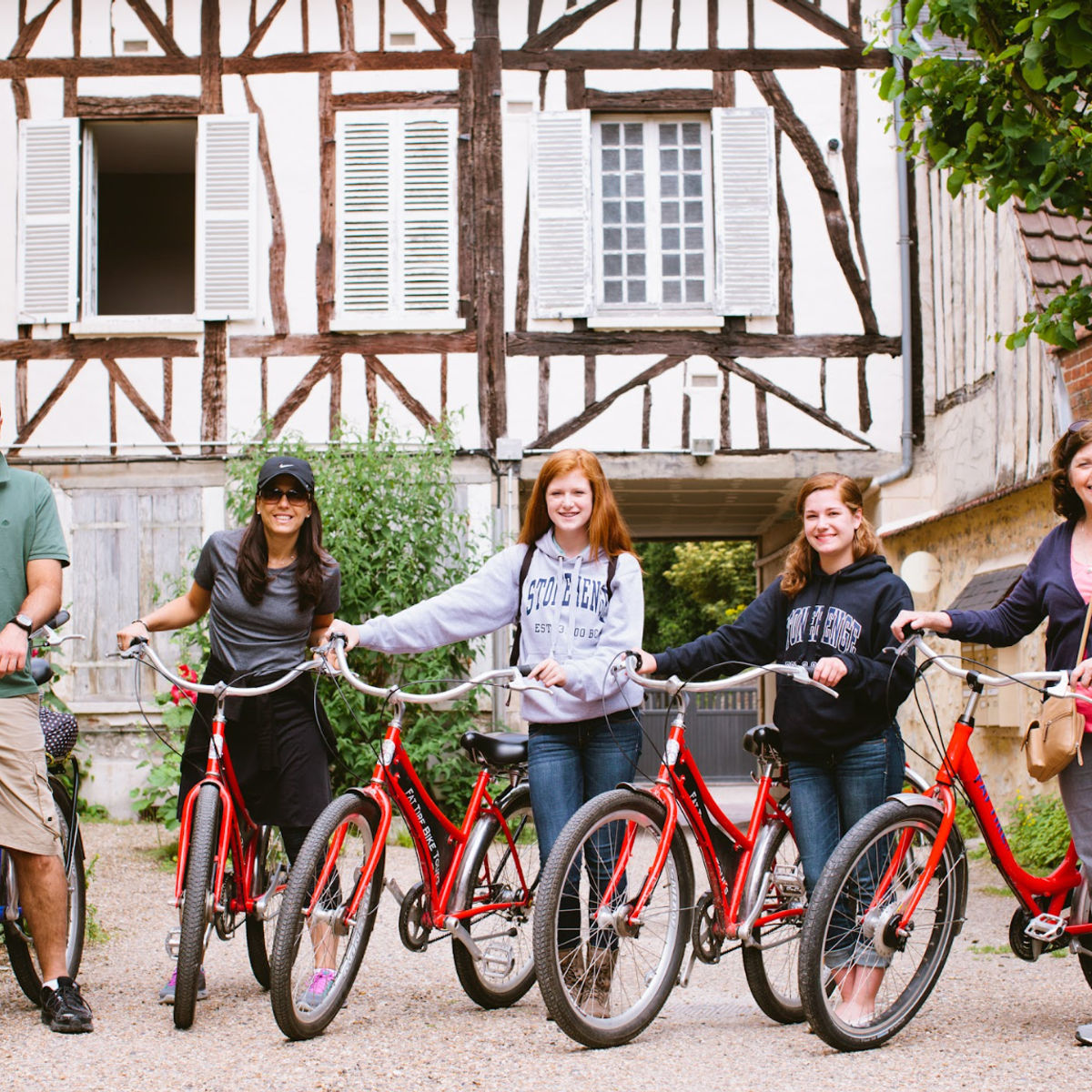 Ab Paris: Monet-Gärten & Giverny-Fahrradtour ohne Anstehen mit Markt-Picknickstopp
