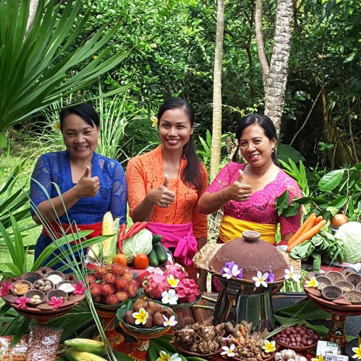 Full-Day Balinese & Indonesian Cooking Class with Market & Garden Tour