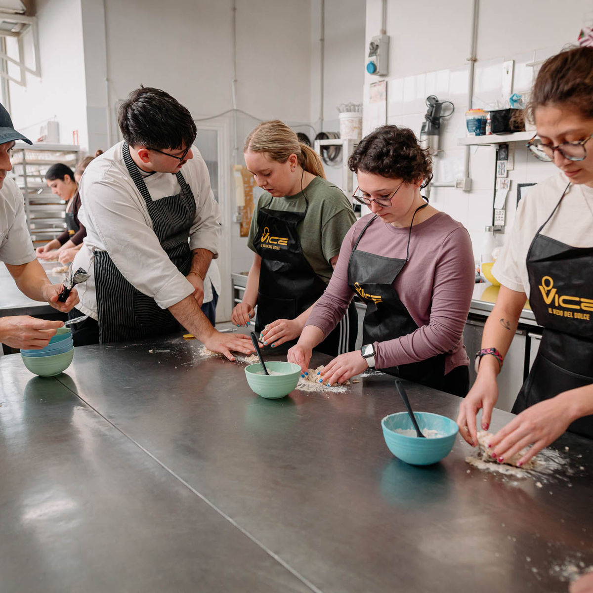 Gelato, Tiramisu, and Cannoli Culinary Class in Rome on Sundays