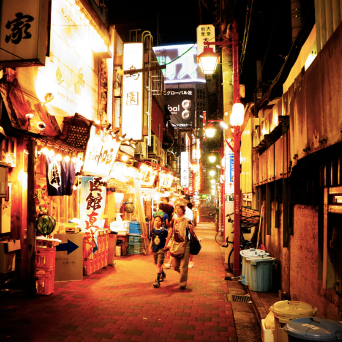 Golden Gai Food Tour in Shinjuku
