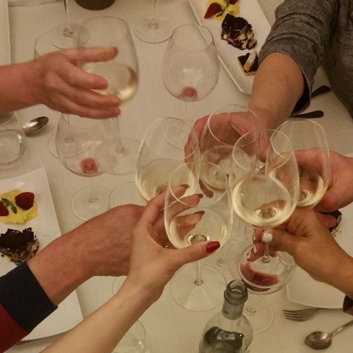 Gourmet Tasting Dinner with Wine Pairing in Luxury Restaurant near the Pantheon