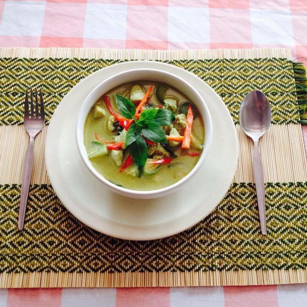 Half-Day Thai Cooking Class and Market Tour