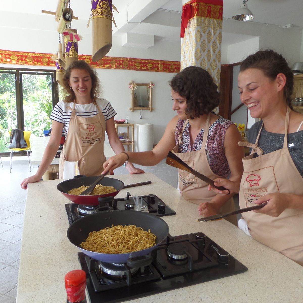 Kelas Memasak Pagi Tradisional Secara Amalan dengan Lawatan Pasar