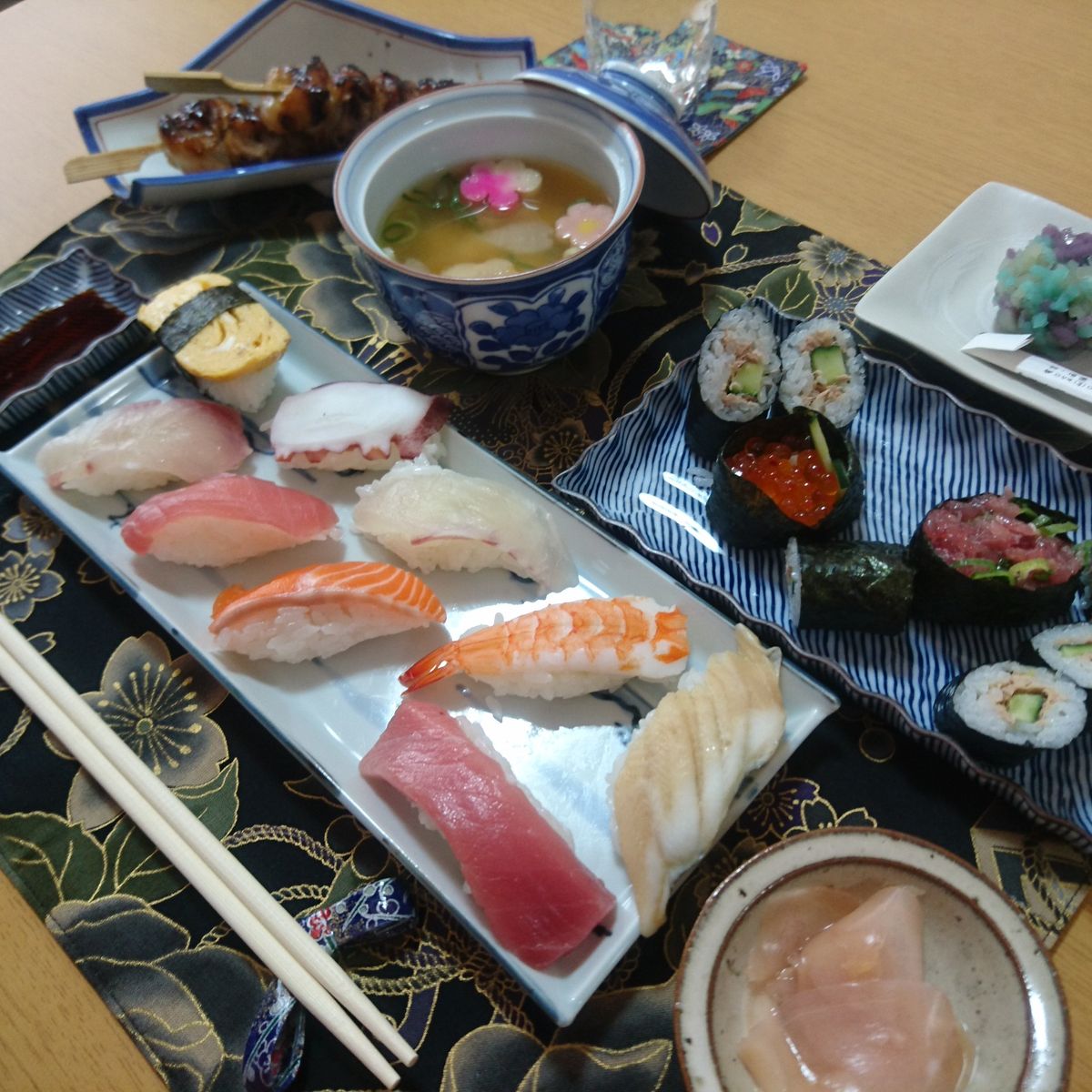 Hands-on Experience Authentic Sushi Course Dishes