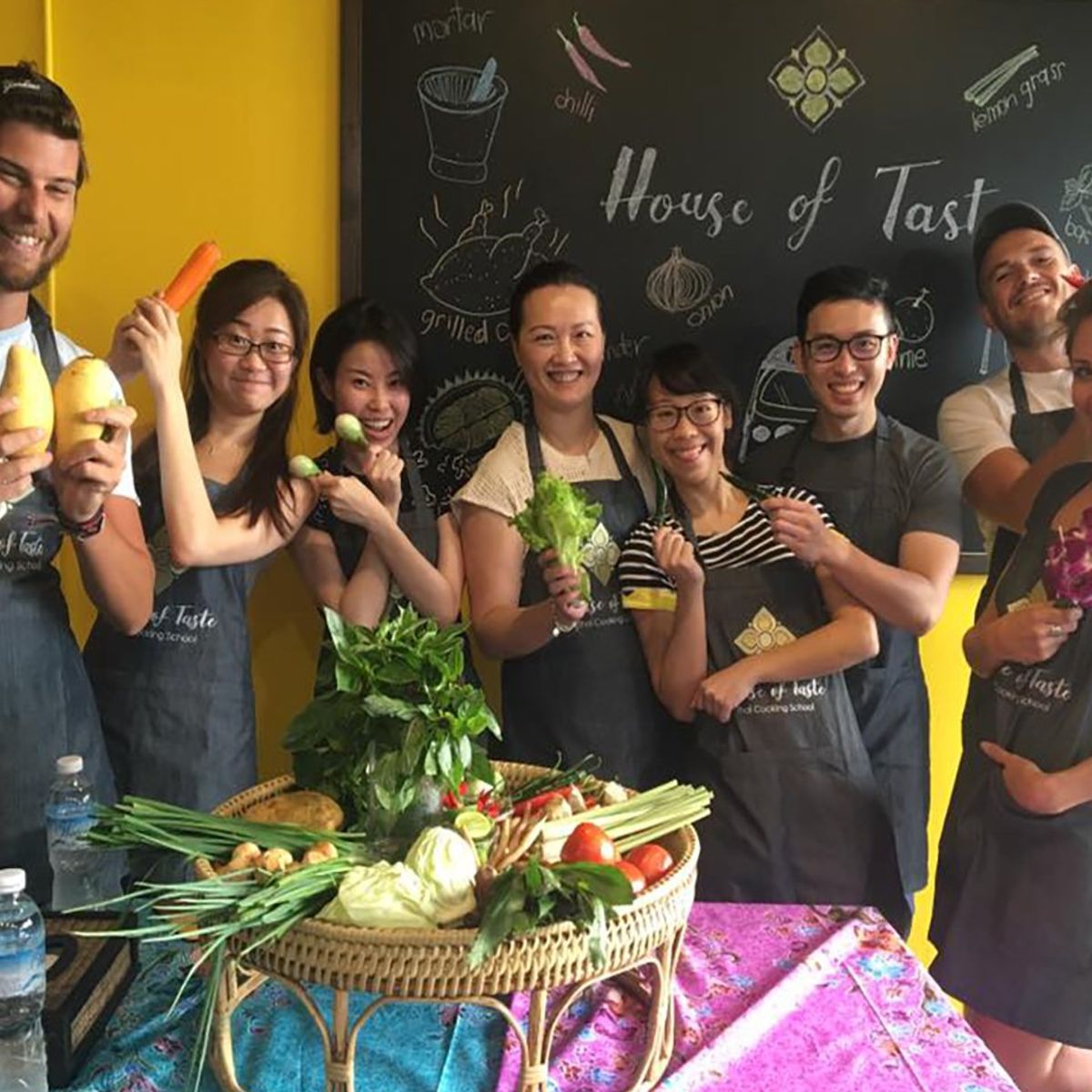 Thailändischer Kochkurs zum Mitmachen & Markttour in Sukhumvit – Pizza