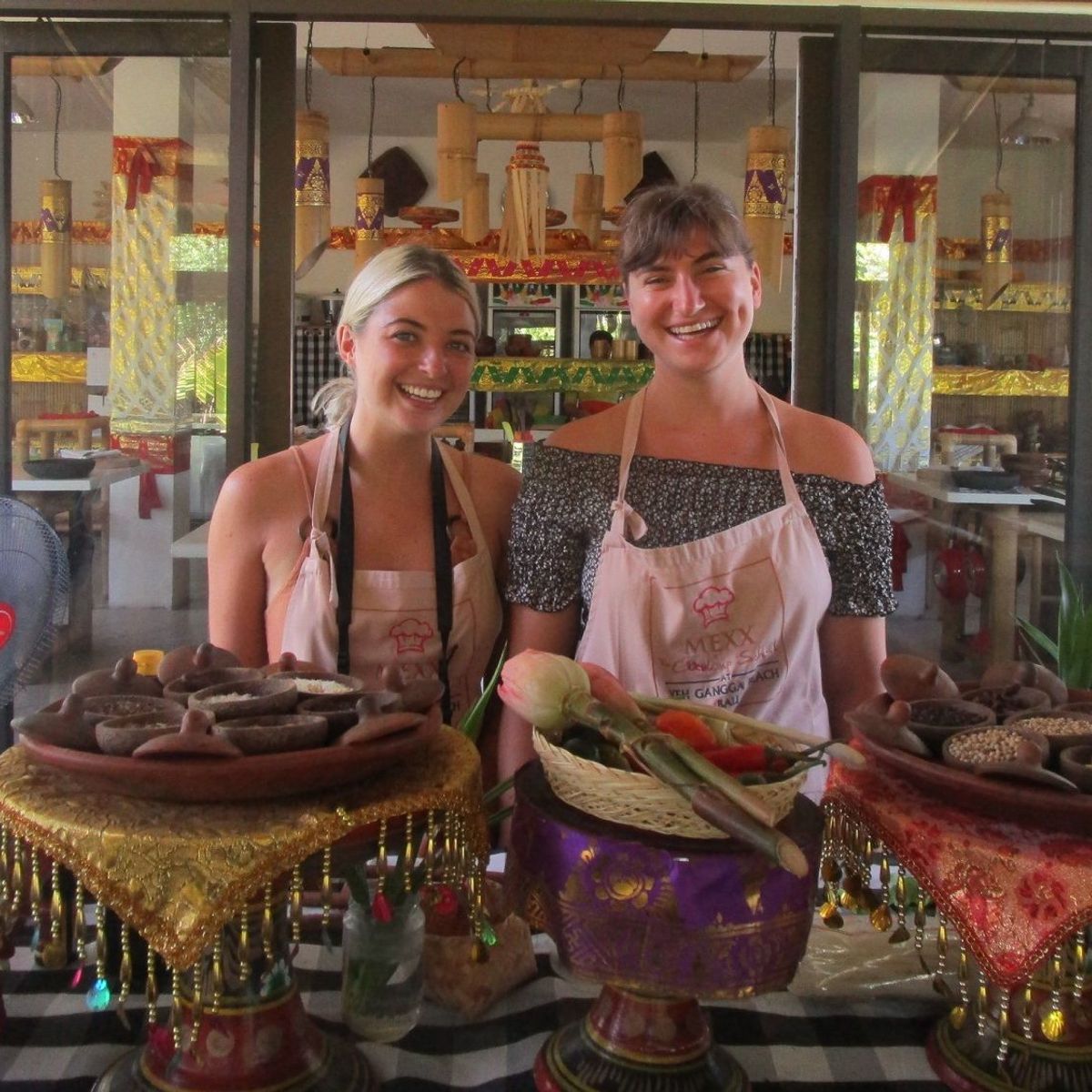 Hands-on Traditional Morning Cooking Class with Market Tour