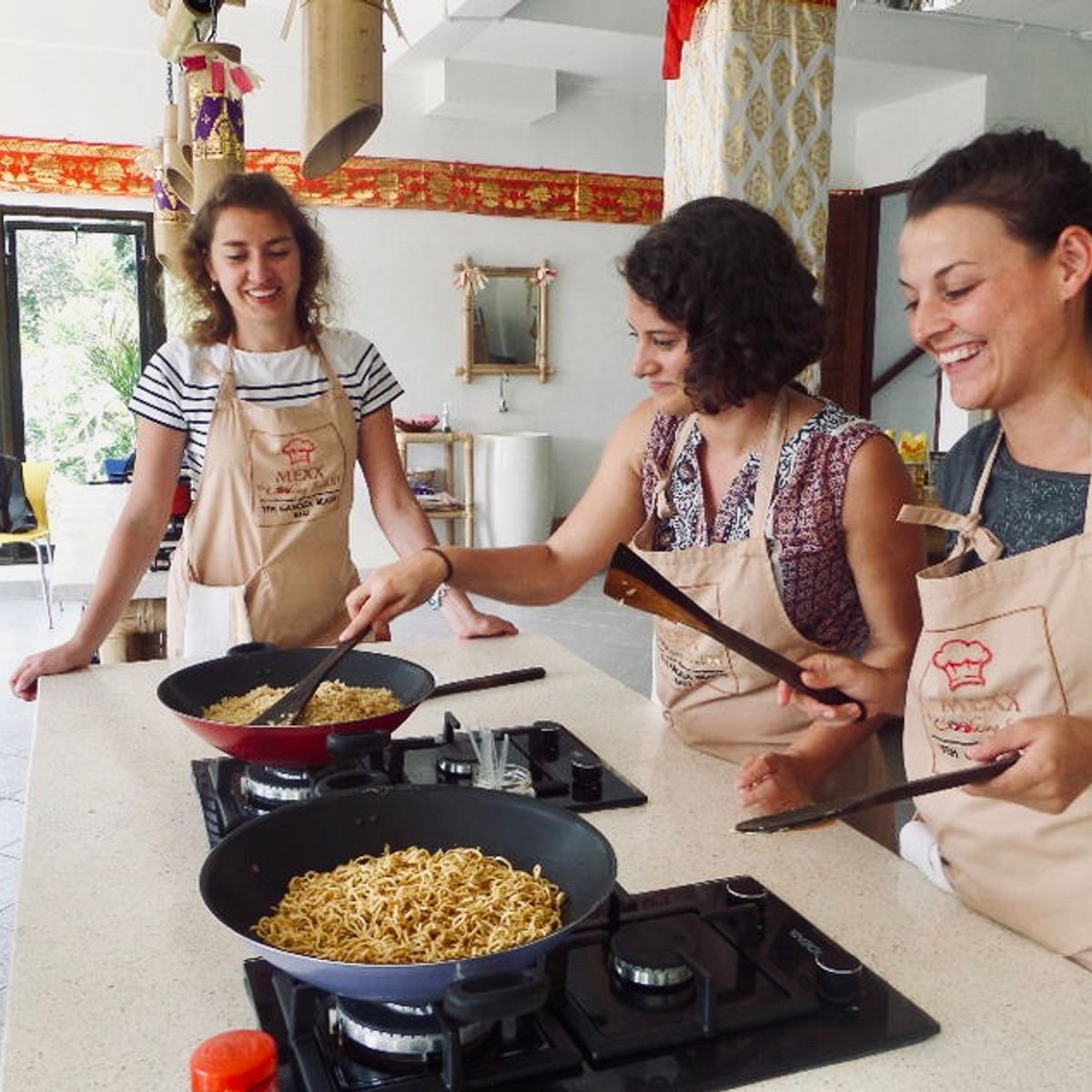 Hands-on Traditional Morning Cooking Class with Market Tour
